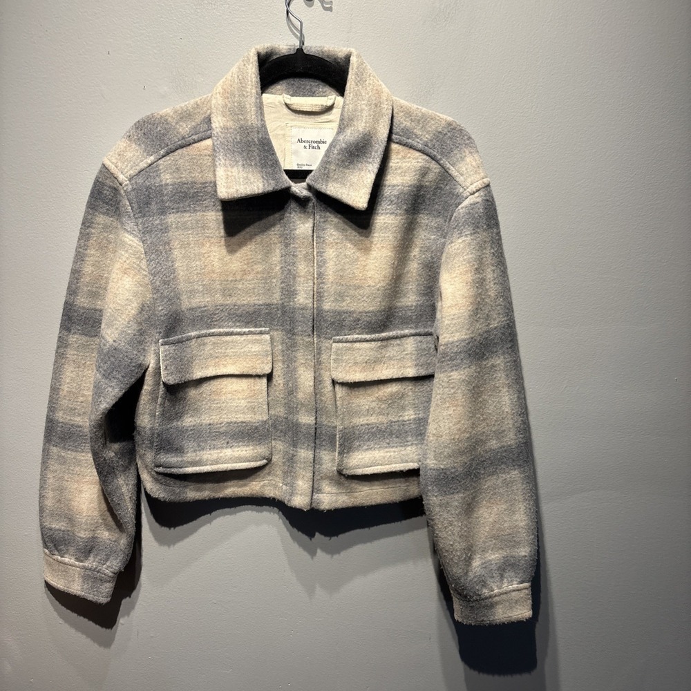ABERCROMBIE & FITCH Cropped Jacket Gray & Blue Plaid Snap Button‎ SzS Shacket